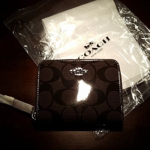 Coach wallet